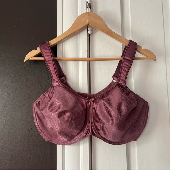 Bali Intimates & Sleepwear Bali Minimizer Satin Tracings Comfort